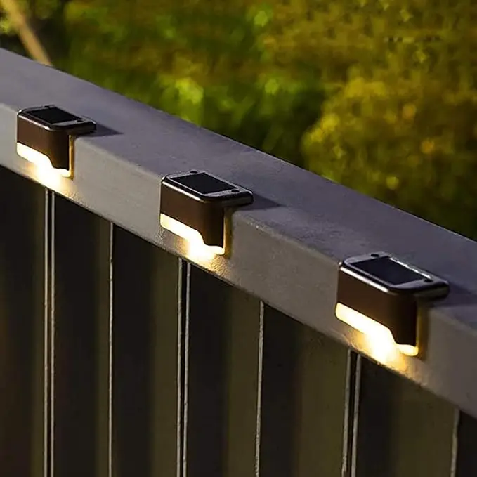 solar fence light for outdoors